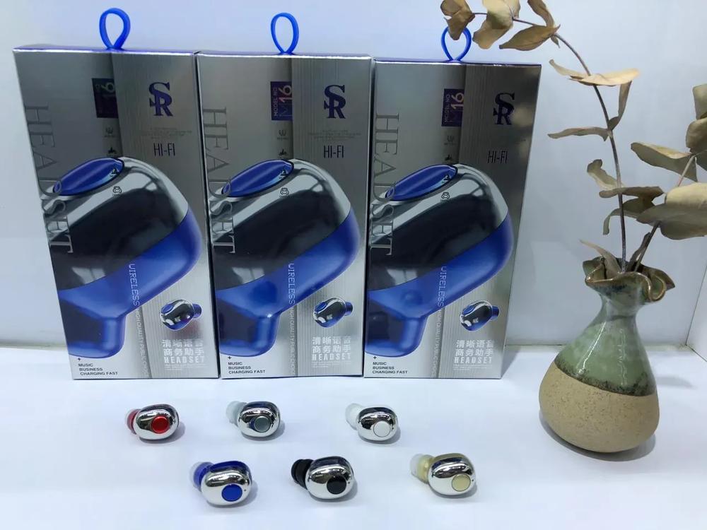 M16 Headset